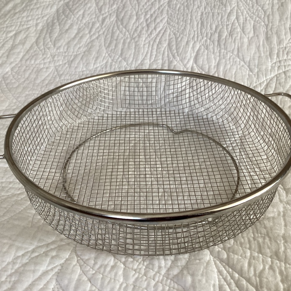 Strainer for frying pan for steaming or frying  11-1/2” diameter